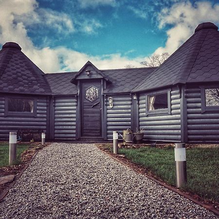 The Wizards Cauldron -Harry Potter Themed Villa Lewannick Exteriör bild